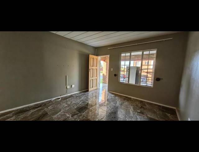 2 BEDROOM PROPERTY TO RENT IN ERAND GARDENS